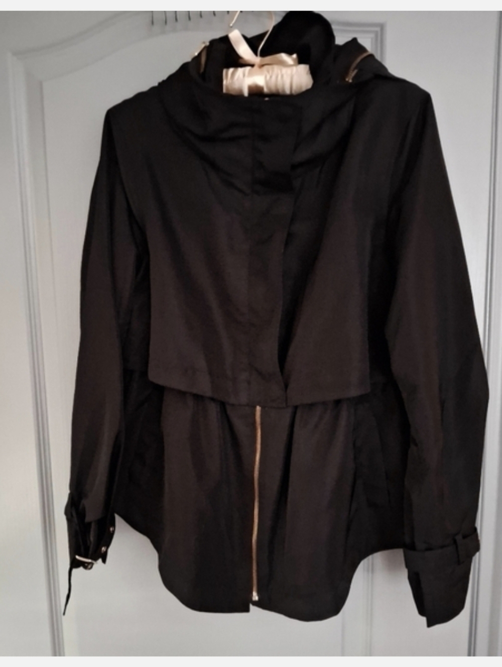 Sale🎯 Zara. NWOT. Black Trench Coat Zippered Hood And Adjustable Sleeves Size S - Picture 4 of 15